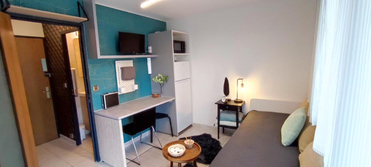 Michelet Studio Climatise Avec Balcon Et Parking Ferme Montpellier Luaran gambar
