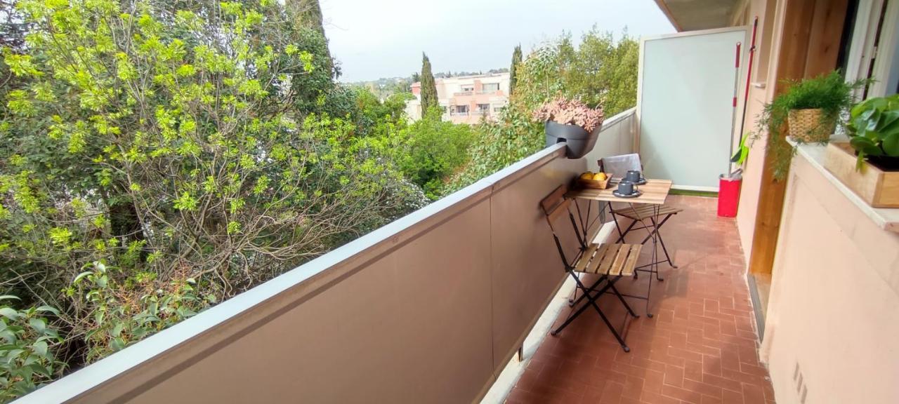 Michelet Studio Climatise Avec Balcon Et Parking Ferme Montpellier Luaran gambar